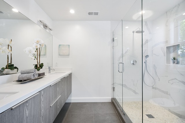 White bathroom with gray tones